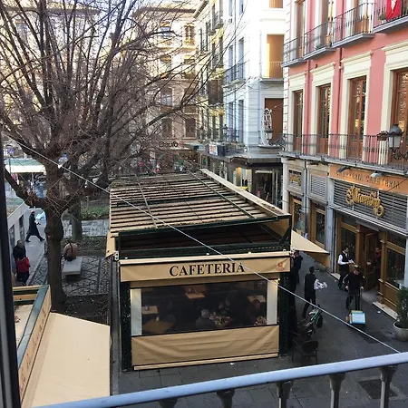 Gold Bib Rambla * Granada